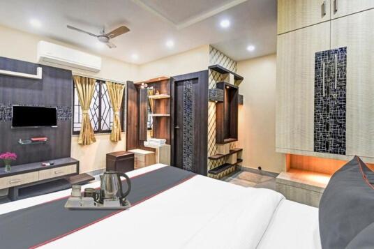 Dharmatala Inn Calcutta Extérieur photo