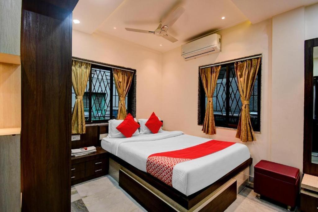 Dharmatala Inn Calcutta Extérieur photo