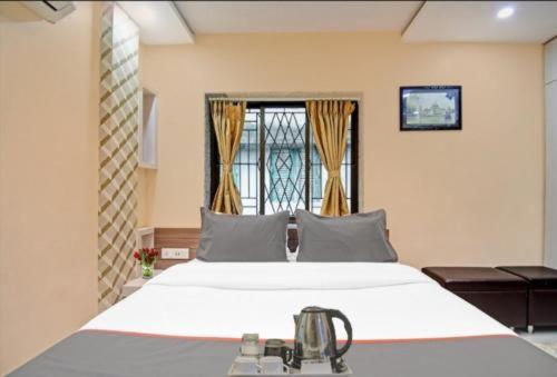 Dharmatala Inn Calcutta Extérieur photo